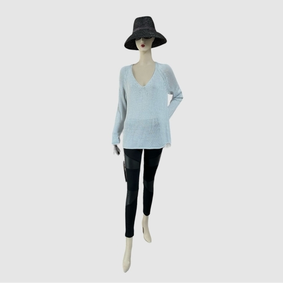 Women Pullover H&M Light Blue Casual Sweater Long Sleeve Drop Shoulder Knit Top - Picture 3 of 8